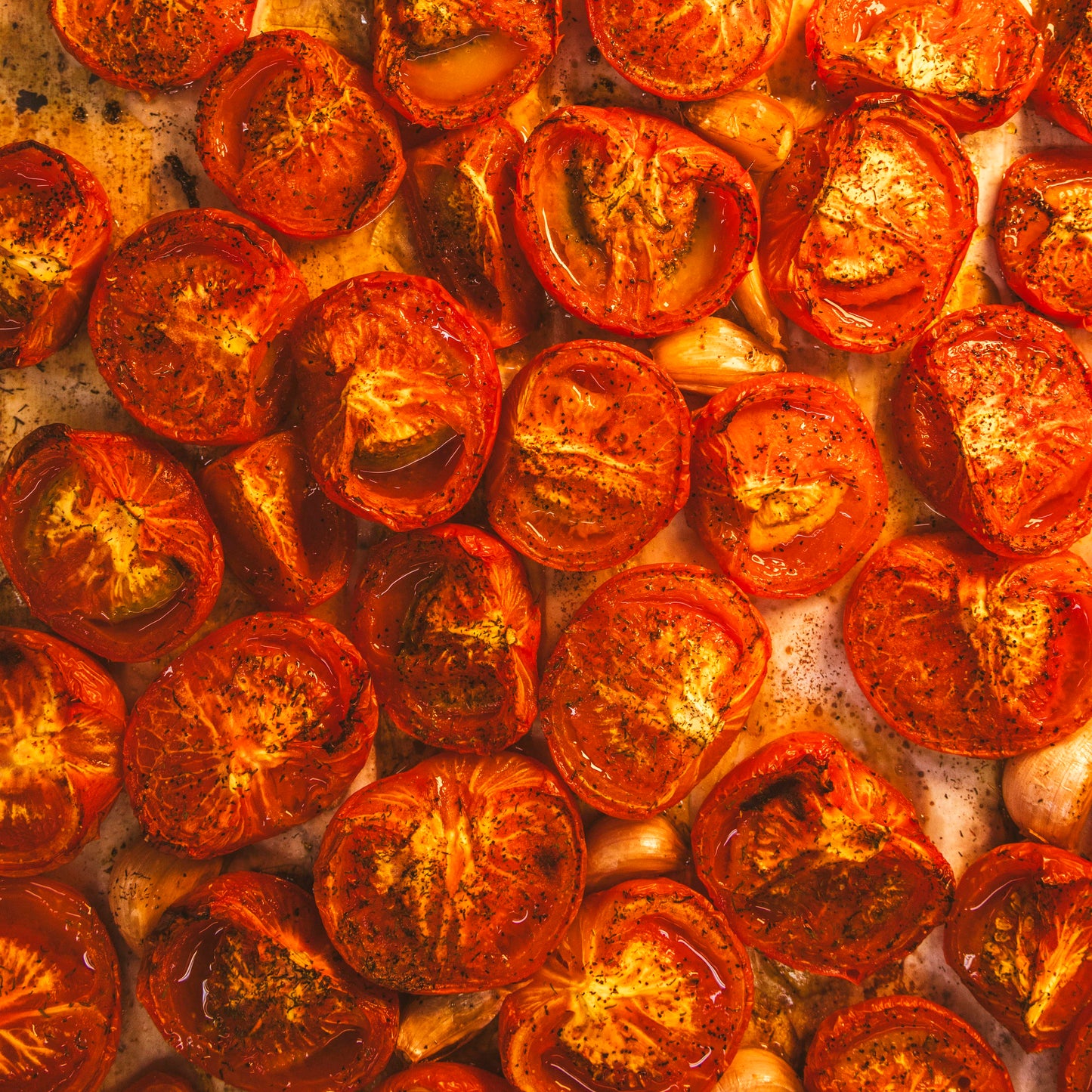 香烤蕃茄濃湯 Roasted Tomato Soup 450ml 1-2人份 |低油低鹽無添加糖，零防腐劑零添加物| 全素自家熬製蔬菜高湯配新鮮蕃茄 | 即飲湯包 | 香港製造